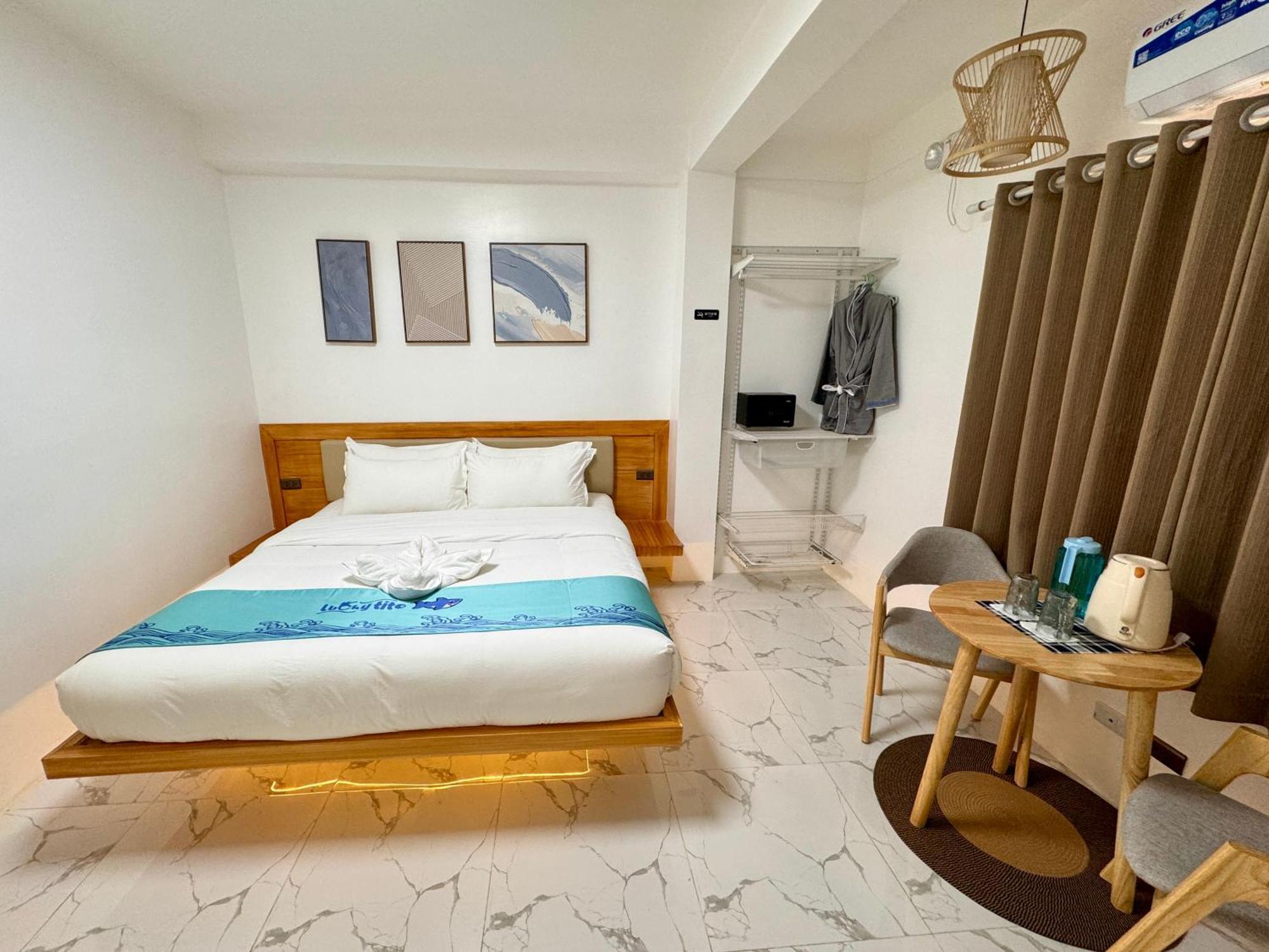 Lighthouse Corporation Former Lucky Tito Dmall Boracay 3* Balabag (Boracay)
